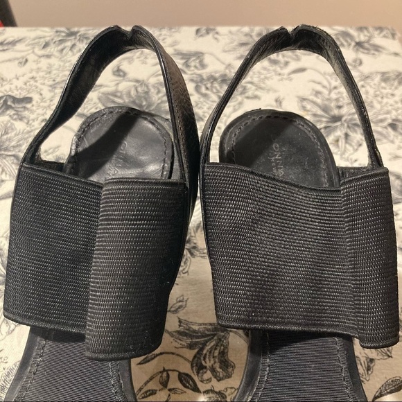 DONNA KARAN Sz 37.5 Chunky Heel Platform Strappy Leather & Elastic Sandals - Picture 4 of 13
